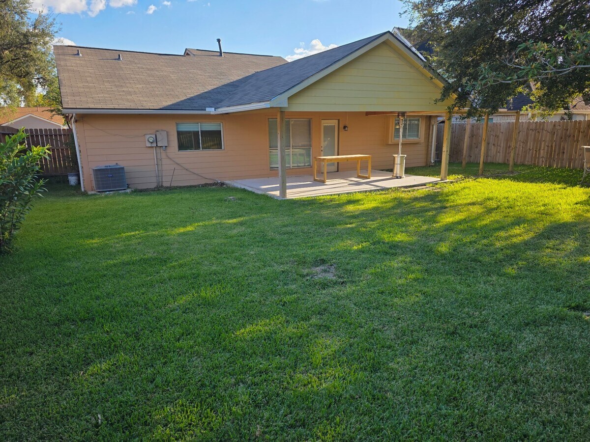 Photo - 13514 Klamath Falls Dr