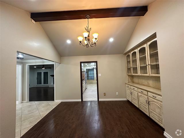 Building Photo - 205 Westwood Dr Rental
