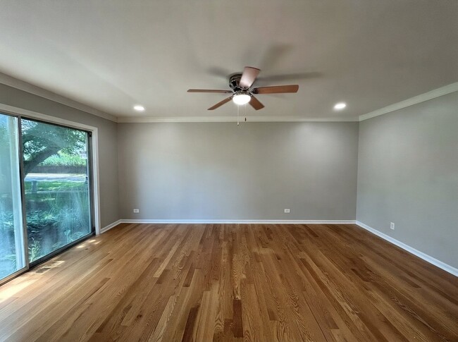 1 Lexington Dr