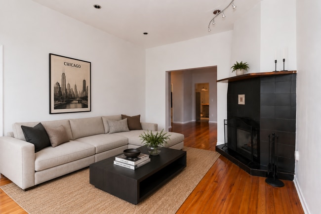 Building Photo - 2204 N Clybourn Ave Unit 3 bed 2 bath in lincoln park