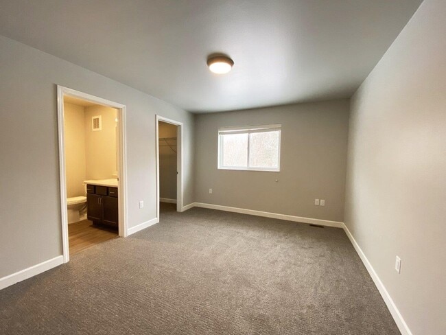 Fox Run Townhomes
