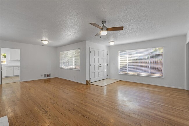 Photo - 1878 Cabana Dr