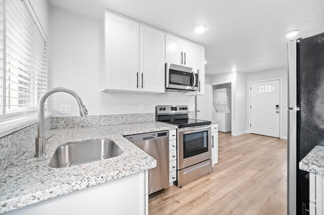 Photo - Sumner Commons