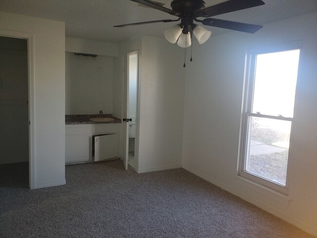 Photo - Lease to Purchase Located in Del City!