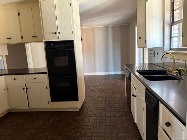 Photo - 2915 Canterbury Ct