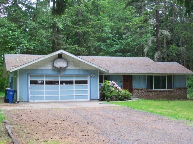 STATUS: AVAILABLE | R35 |$1895.00 + $100 u... - STATUS: AVAILABLE | R35 |$1895.00 + $100 u... House