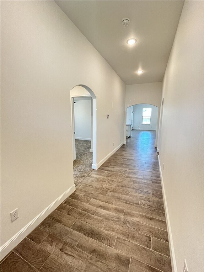 Photo - 2060 Periwinkle Pl