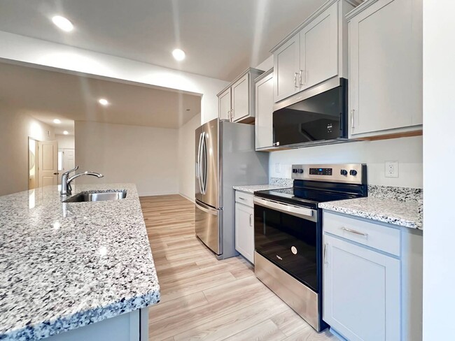 Photo - 4959 Caddis Bnd