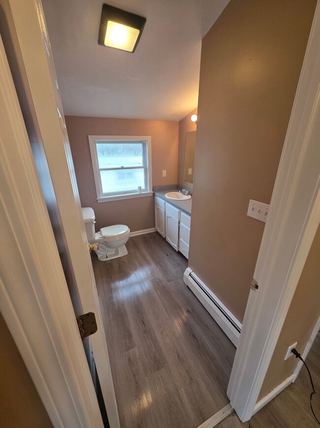 Photo - 96 E Schuyler St