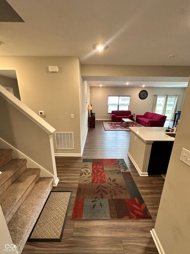 Photo - 1620 Creek Bed Ln
