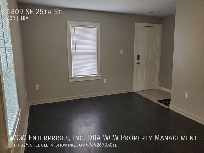 Photo - 1809 SE 25th St