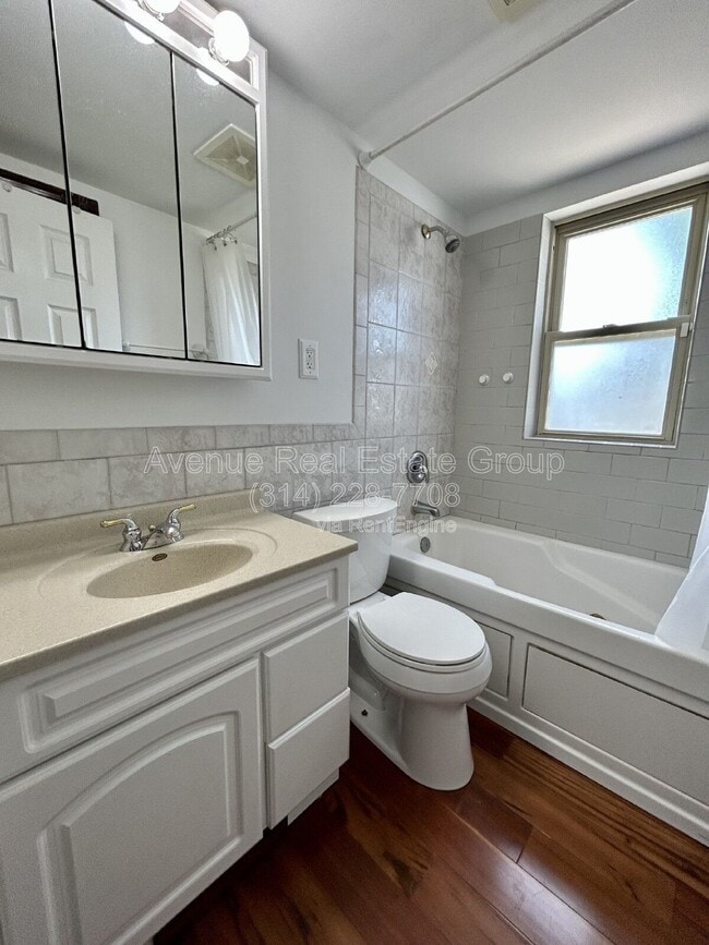 Photo - 9215 Meadowbrook Ln