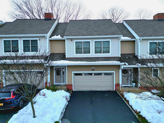 Photo - 304 Boulder Ridge Rd Townhome