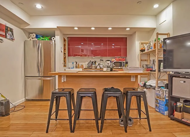 Photo - 27 Saint Stephen St