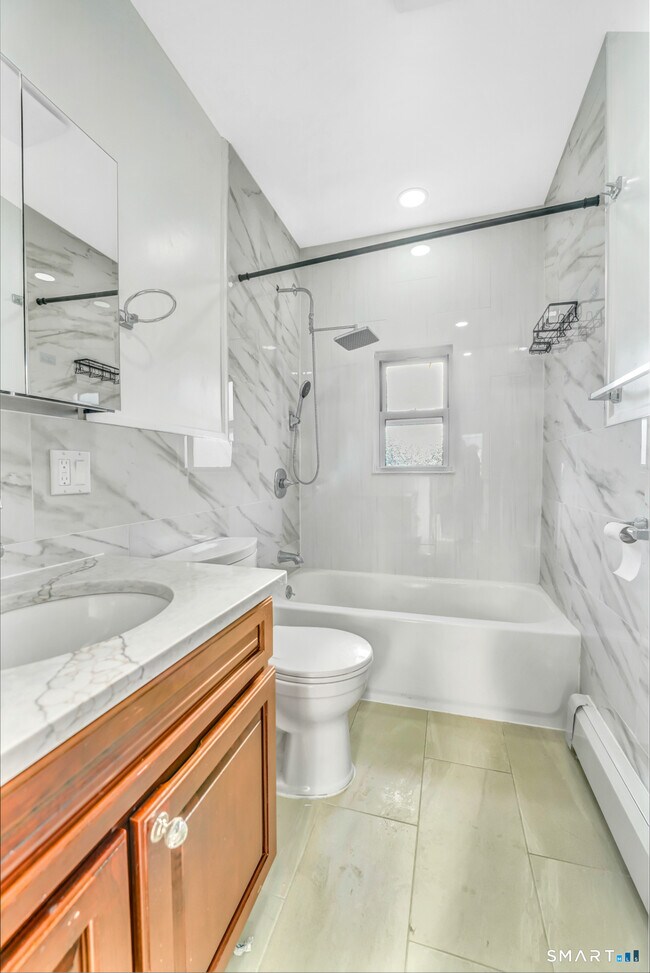 Photo - 27 Walnut Ave Unidad 3rd Floor