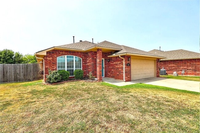 Photo - 2404 Deer Chase Dr