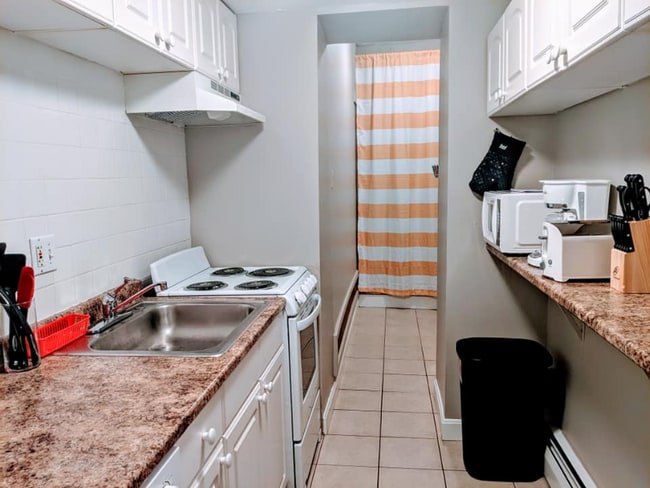 Photo - 1862 Beacon St