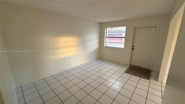 Photo - 3740 SW 59th Ave Unit 3