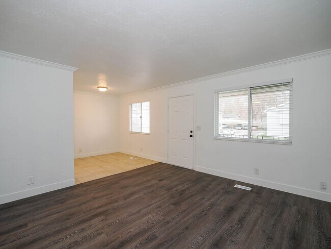 Photo - 1559 W 3395 S Unidad B