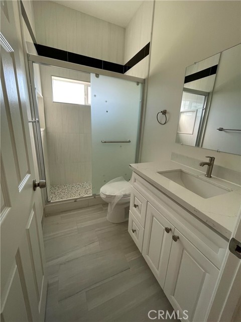 Photo - 8242 Yarrow St