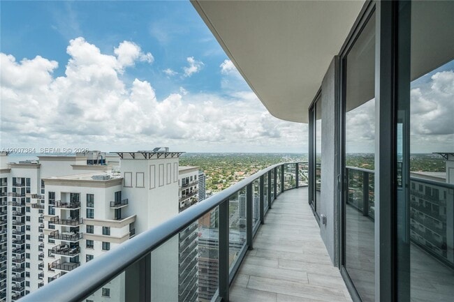 Photo - 55 SW 9th St Unit 3606