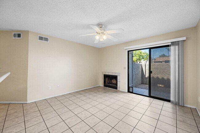 Photo - 533 W Guadalupe Rd Unidad 1047