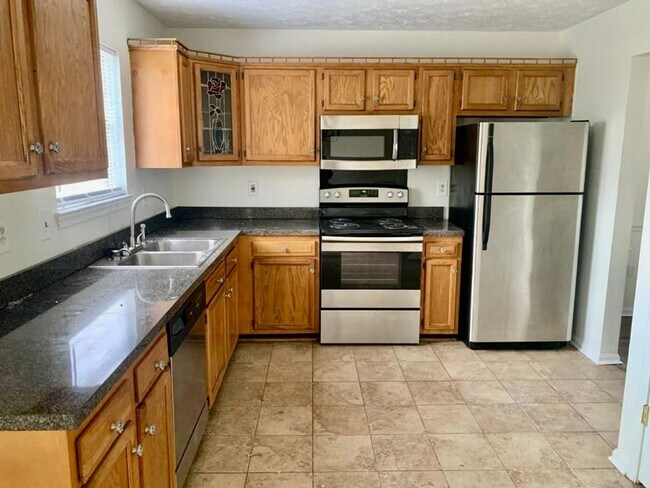 Photo - Spacious 3 Level 3 Bedroom Townhouse