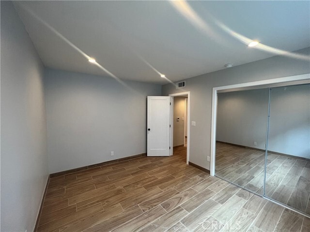 Photo - 13425 Vanowen St Unidad 1