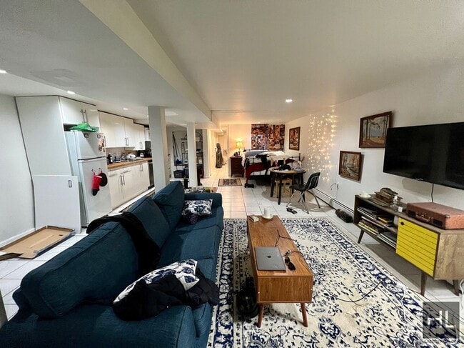 Photo - 1BR 1BA Townhouse All Utilities Included On Tree Lined Bushwick/Ridgewood Border Unidad B