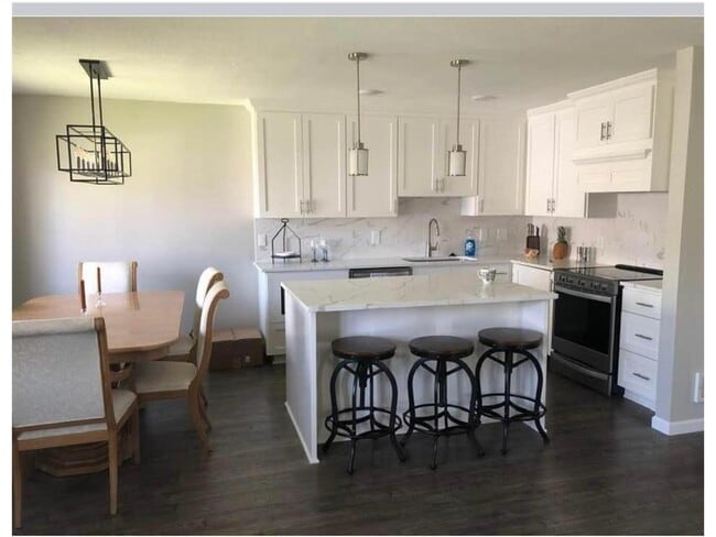 Building Photo - 11940 Ibis St NW