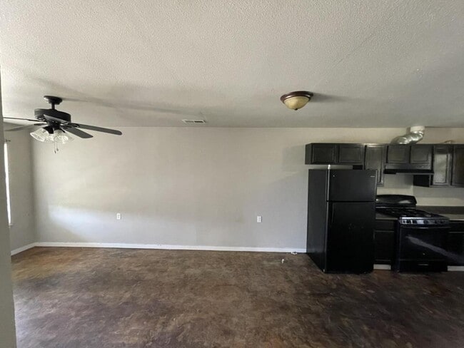 Photo - 440 Stone St