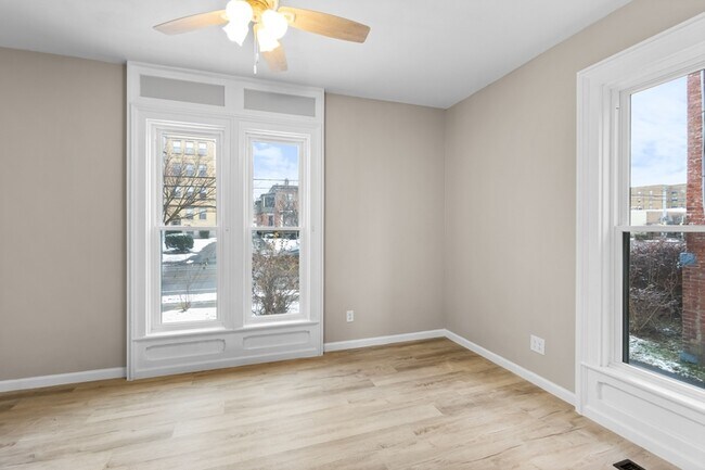 Photo - 907 Ackerman Ave