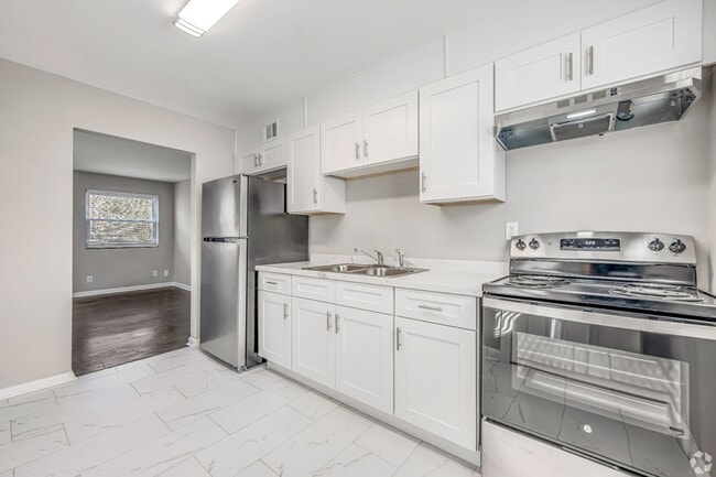 Photo - 3-Bedroom Garden-Style Apartment Unit B3