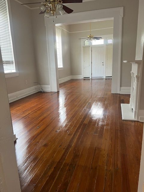 Photo - 2436 Laharpe St