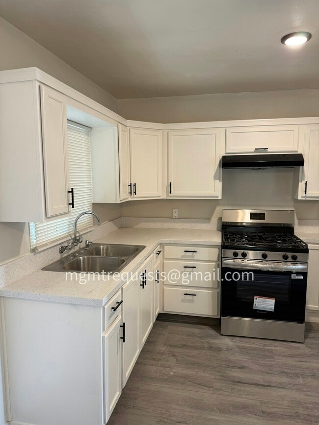 Photo - 4228 Tenth St, Unit 4228 Unidad 4228