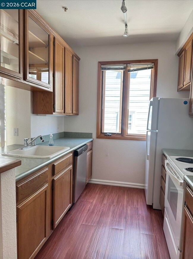 Photo - 2029 Channing Way Unidad 2D