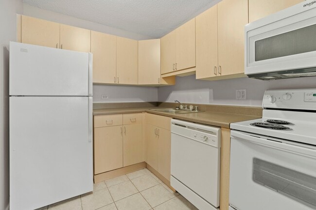 Photo - 1311 S Michigan Ave