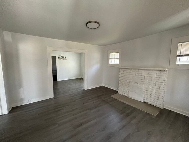 Photo - 2904 Garrison Ave SW