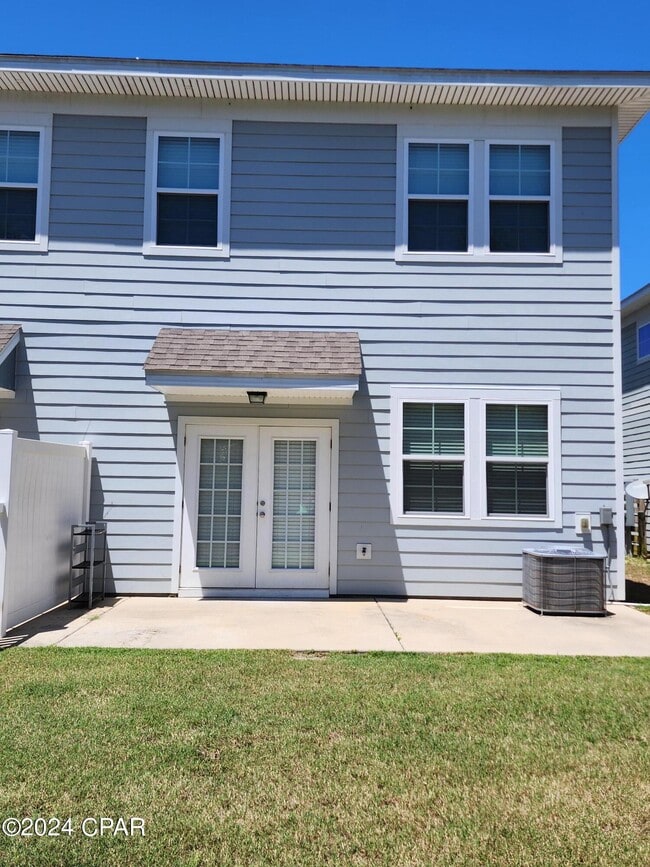 Photo - 109 Fossil Falls Ln