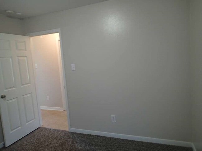 Photo - 6906 Lost Timber Ln