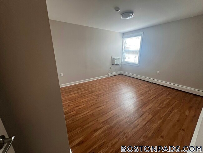 Photo - 9 Bronsdon St Unidad 17B-A