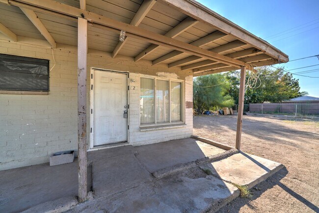 Photo - 249/251 West Northern Avenue Unidad B