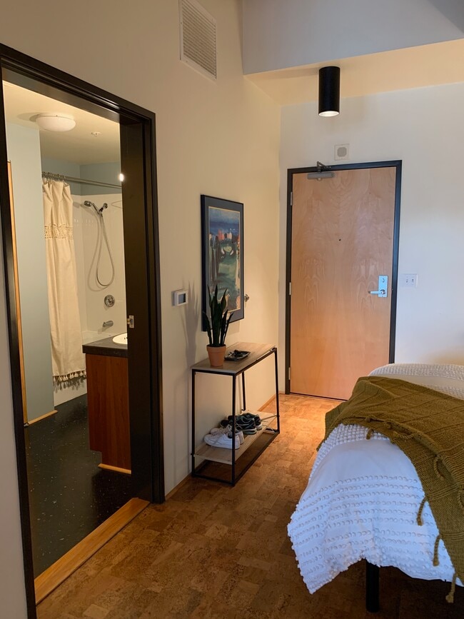 Photo - 1420 NW Lovejoy St Unit Marshall Wells Lofts