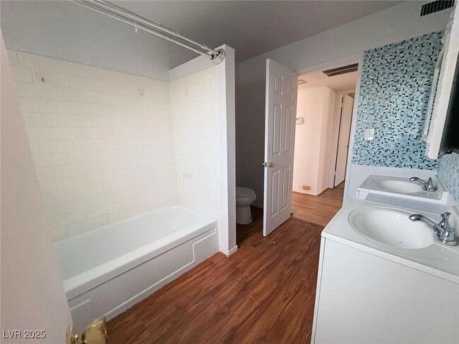 Building Photo - 212 Orland St Unit 36