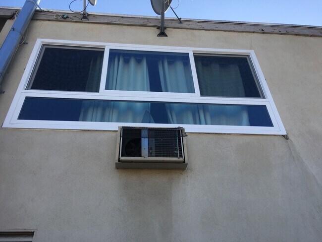 Photo - 1116 E Elk Ave Unidad # 5