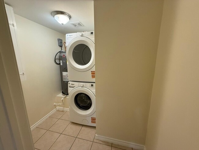 Photo - 914 E 25th St