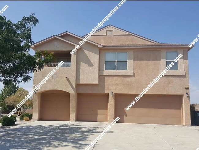 Gated Community available NOW! - Gated Community available NOW! Condo