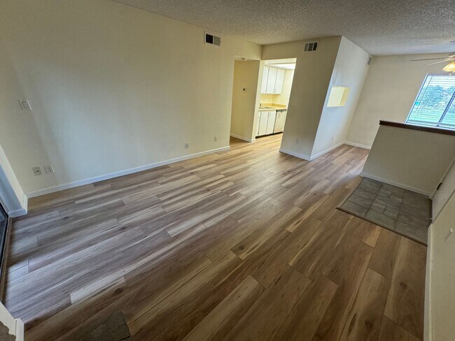 Photo - Centennial Lake Park Condo