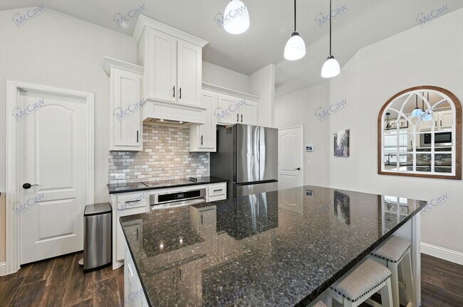 Photo - 3829 Honey Grove Dr