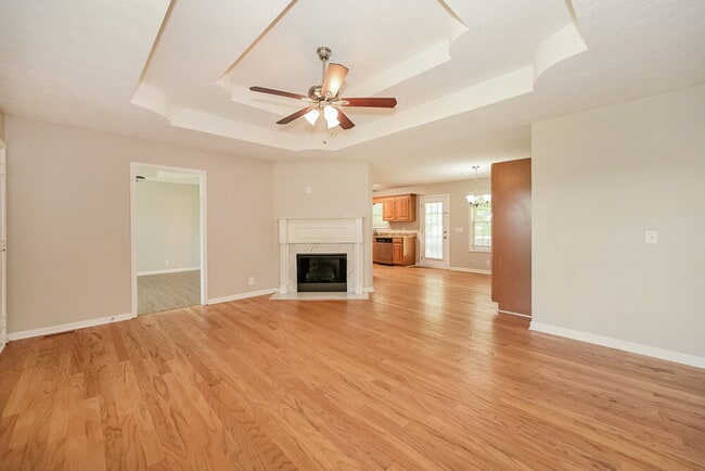 Photo - 165 Brookview Cir